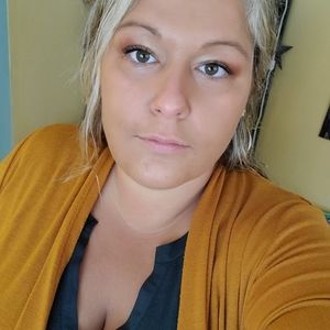 Meet your Posher, Cheri